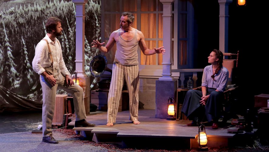 Benoît Solès comes to meet Jack London at his home in Agen