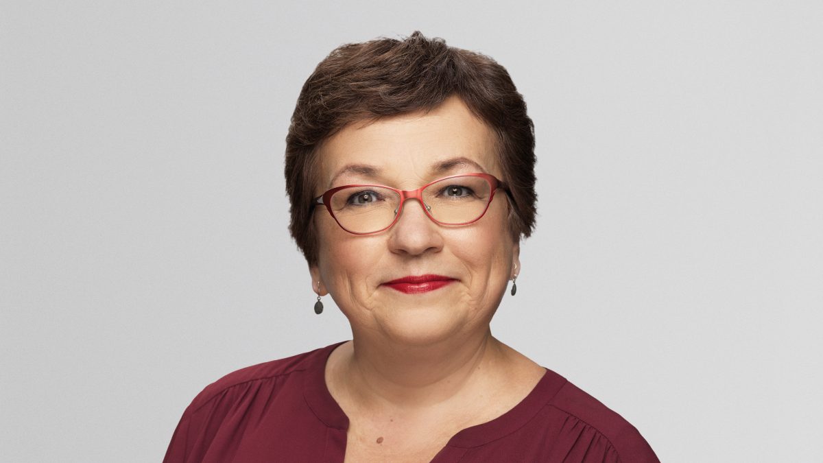 A writer who cannot die