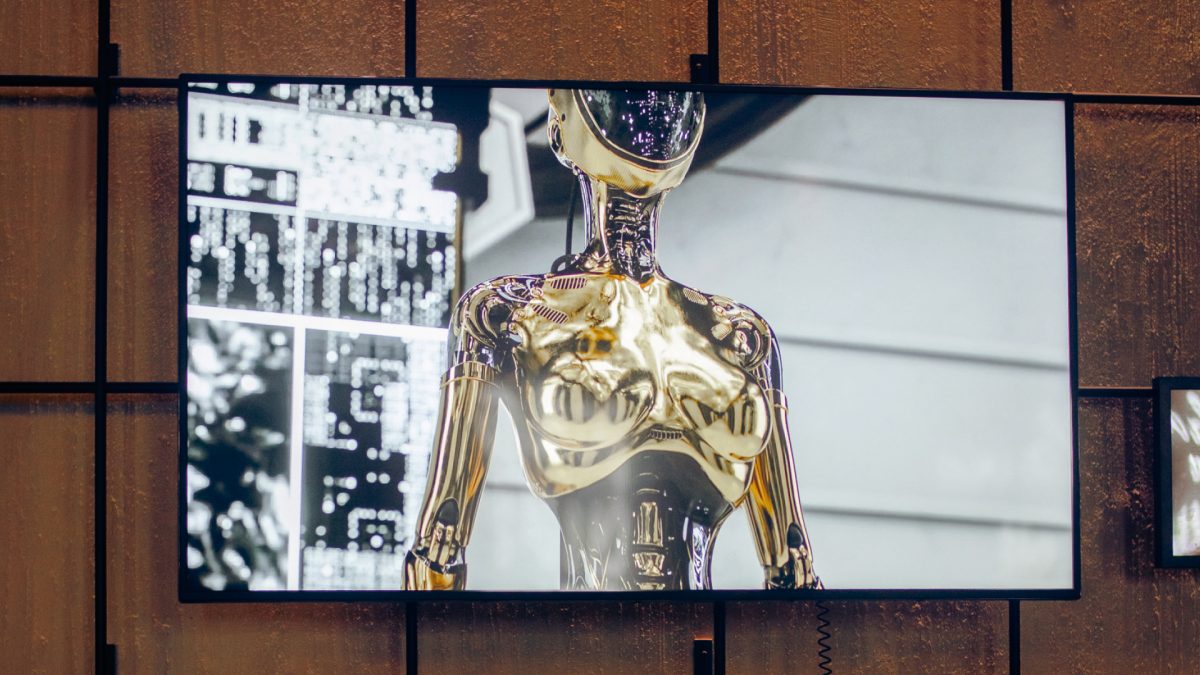 NFTs: between art and commerce