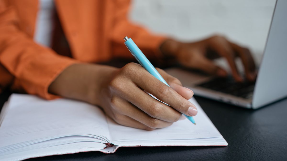 Note taking: pen or keyboard?