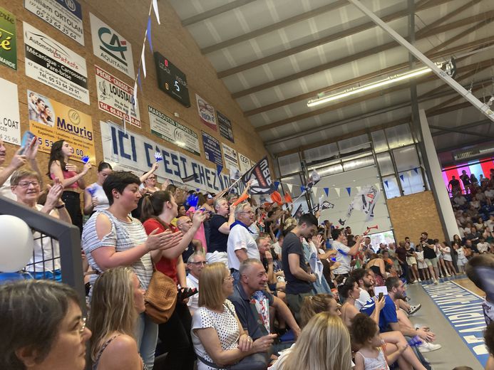 The supporters believed in it until the last minute 